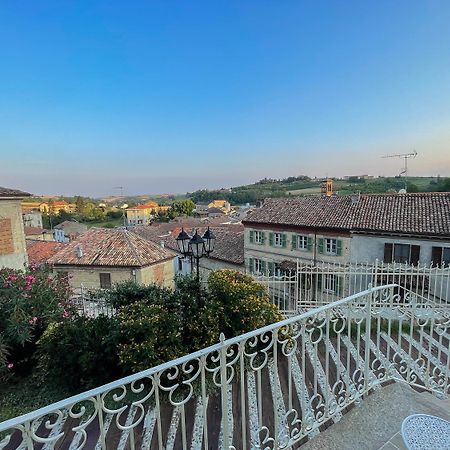 Ai Leoni Ruggenti - Suite Dei Tesori Antichi In Monferrato Ottiglio Bagian luar foto